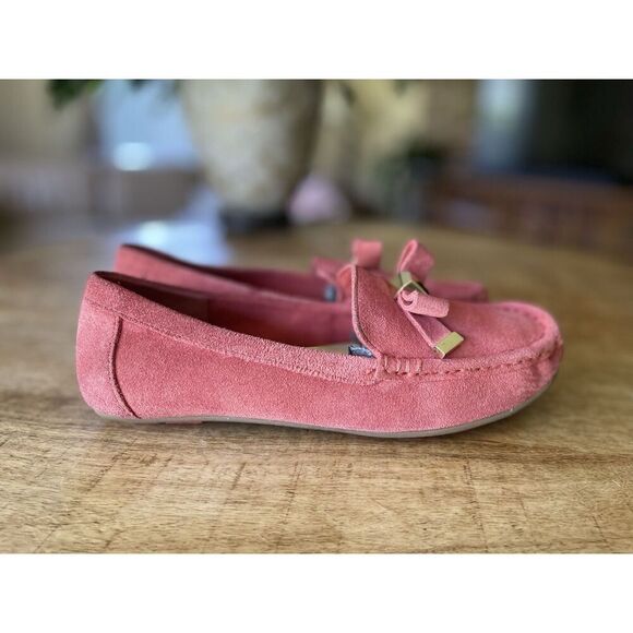 Isaac Mizrahi Live Imalia Pink Suede Moccasin Loafer Sz. 6M Easy Classic Comfort - Picture 1 of 8
